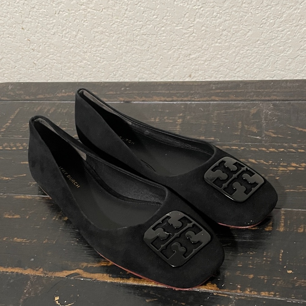Tory Burch Black Flats with Logo Accent